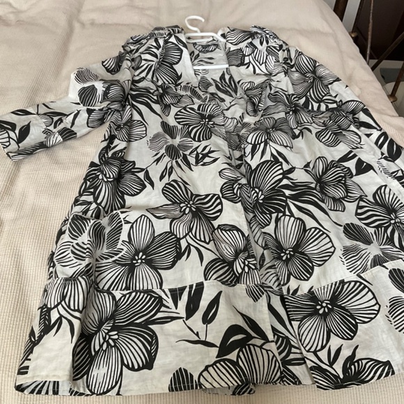 Louben linen coat or jacket. Size 8 - Picture 5 of 8